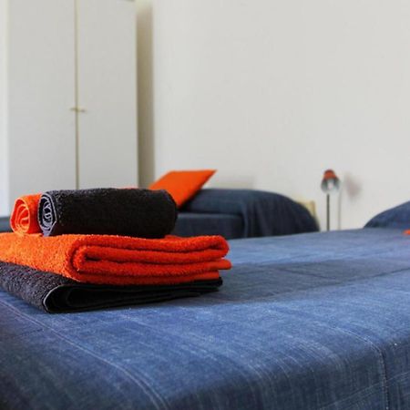 B&B Marge Oltrona di San Mamette Buitenkant foto